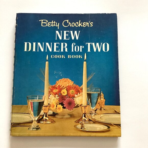 Betty Crocker's Vintage Cook Book Dinner for Two Hardcover - Picture 1 of 9
